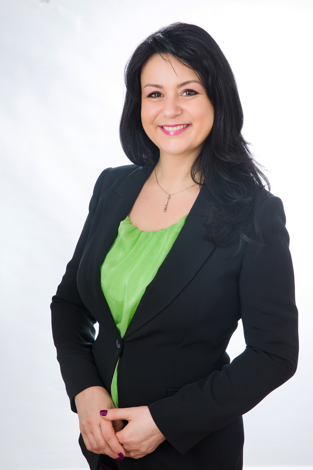 Ozana giusca branding corporate cristina adam 0500